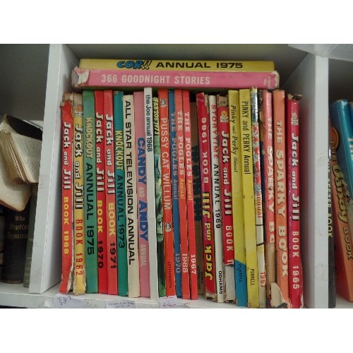 572 - CUBE OF ANNUALS - JACK AND JILL, COR!!, PINKY AND PERKY ETC 1970'S