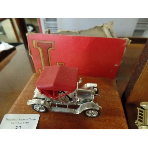 32 - LESNEY WOODEN BOX WITH CAR ON TOP AND 1 BOOKEND WITH LESNEY CAR