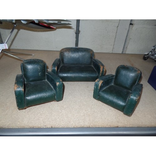 392 - 1930'S ART DECO STYLE DOLLS SOFA AND TWO ARMCHAIRS (OR SHOP / FURNITURE MAKERS MODELS) . VERY WELL M... 