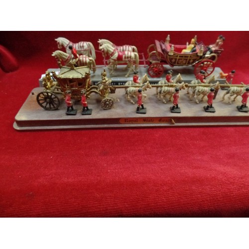 389 - 3 ROYAL STATE COACH MODELS & HORSES, INCLUDING A METAL GOLD STATE COACH (PROBABLY FROM 1953 CORONATI... 