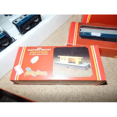 383 - HORNBY RAILWAYS INTER-CITY 125 SET WITH HST POWER CAR, DUMMY CAR, 2 BR MK II COACHES TRACK, HORNBY R... 