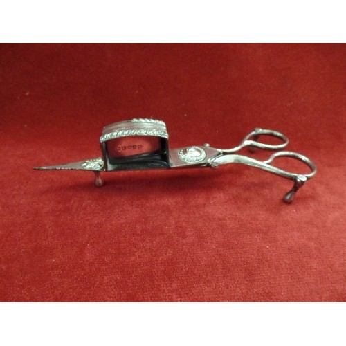 39 - A PAIR OF 19TH CENTURY SILVER PLATED WICK TRIMMERS BY WILLIAM HUTTON AND SONS TOGETHER WITH A PAIR O... 