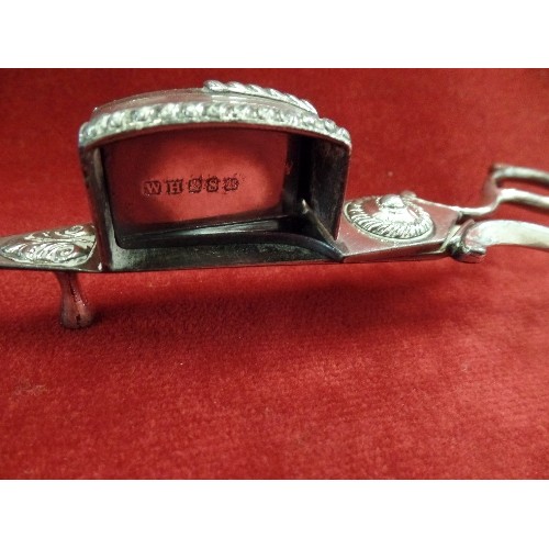 39 - A PAIR OF 19TH CENTURY SILVER PLATED WICK TRIMMERS BY WILLIAM HUTTON AND SONS TOGETHER WITH A PAIR O... 