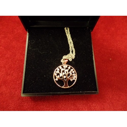 75 - A 925 SILVER CHAIN AND SILVER GILT PENDANT WITH A TREE OF LIFE DESIGN, SET WITH DIAMANTE