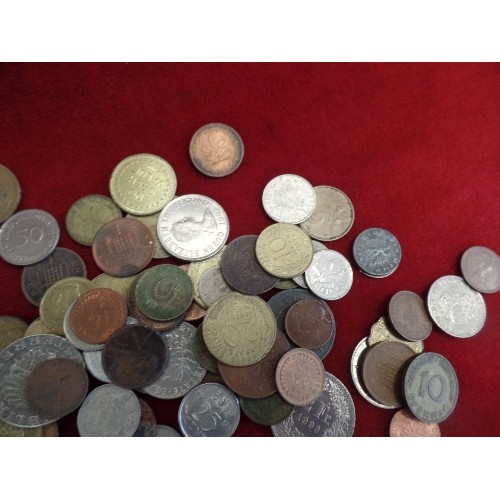 77A - BAG OF MOSTLY FOREIGN COINS - 20TH CENTURY - FRANCE, BAHRAIN, NETHERLANDS, AUSTRIA, BELGIUM ETC