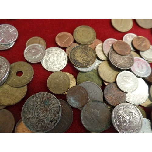 77A - BAG OF MOSTLY FOREIGN COINS - 20TH CENTURY - FRANCE, BAHRAIN, NETHERLANDS, AUSTRIA, BELGIUM ETC