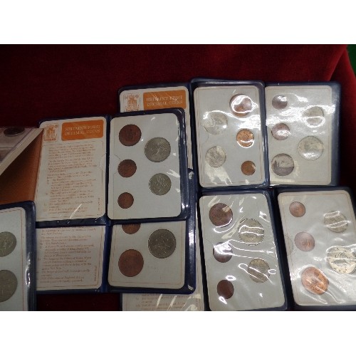 77H - 7 X SETS OF 1971 BRITAINS FIRST DECIMAL COINS - UNCIRCULATED TO EF CONDITION, A BARCLAYS BANK SET OF... 