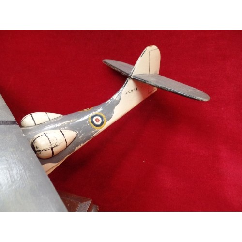 385 - A GOOD WW2 SCRATCH BUILD WOODEN MODEL OF AN RAF CONSOLIDATED CATALINA FLYING BOAT, USED BY COASTAL C... 