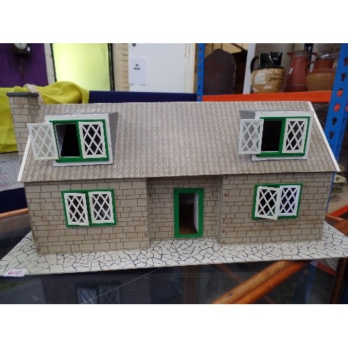 390A - VINTAGE DOLLS HOUSE WITH OPENING HINGED ROOF, DIAMOND WINDOWS - 74CM LONG