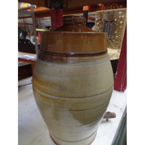 414A - VINTAGE SALTGLAZE  STONEWARE WHISKY / SPIRIT BARREL WITH WOODEN TAP - FEW CHIPS AROUND TOP - 50CM H