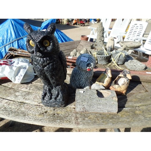 353 - GARDEN ORNAMENTS. INC OLD ENGLISH SHEEPDOG, OWL, 2 X DUCKS, WOODEN MOUSE ON A LOG.