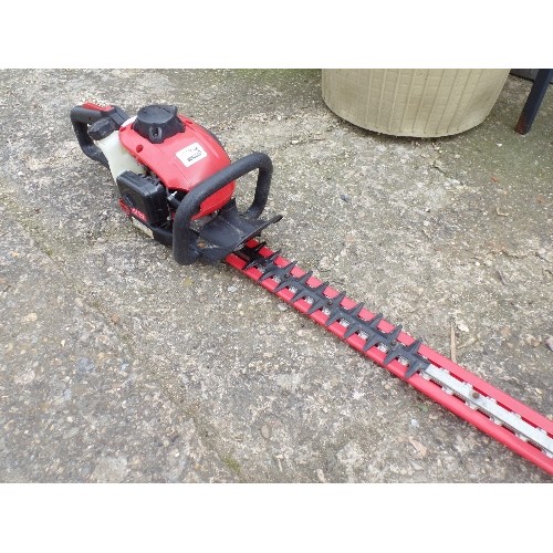 418 - MOUNTFIELD PETROL HEDGE CUTTER. MHJ2424/HTJ550.