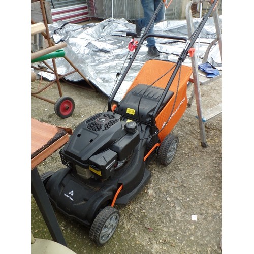 419 - YARDFORCE PETROL LAWNMOWER WITH GRASS COLLECTOR. GM R4OA. XSZ4OB