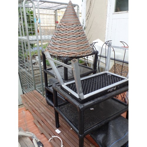 356 - MIXED GARDEN LOT. INC 3 X GROW BAG CANE SUPPORTERS. WEED BARRIER. TRELLIS SECTION, HANGING BASKET CO... 