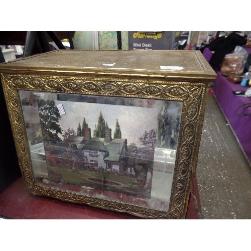 486 - BRASS COALBOX. WOOD-LINED. MIRRORED PICTURE FRONT OF A COTTAGE SCENE.