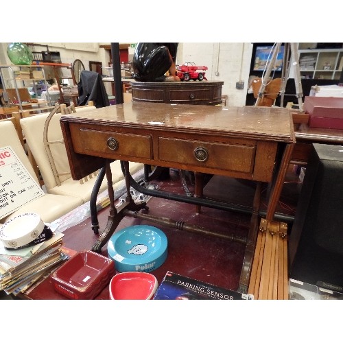 496 - MAHOGANY DROP-LEAF SOFA TABLE, 2 DRAWERS. BRASS CASTORS.