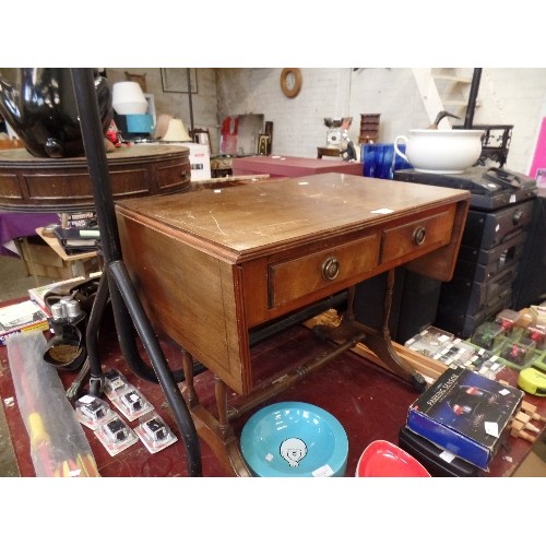 496 - MAHOGANY DROP-LEAF SOFA TABLE, 2 DRAWERS. BRASS CASTORS.