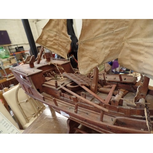 498 - WOODEN SCRATCHBUILT CHINESE JUNK SHIP. ON WOODEN STAND. 60CM L