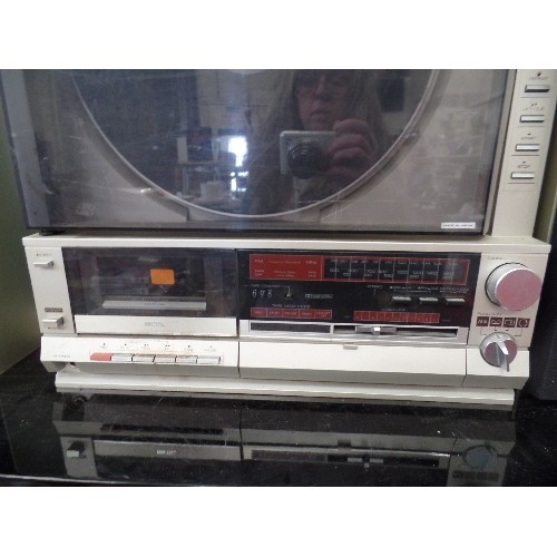 528 - MITSUBISHI X7 VERTICAK RECORD PLAYER, WITH CASSETTE AND RADIO. 2 SPEAKERS.