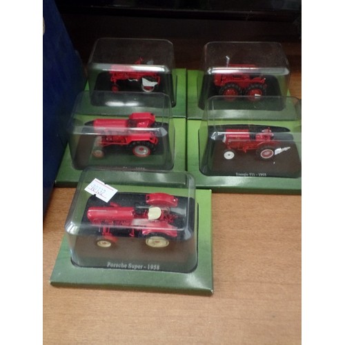 532 - COLLECTION OF 5 BOXED HACHETTE PARTWORKS DIE-CAST TRACTORS.