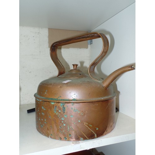 272 - LARGE COPPER STOVE-TOP KETTLE.