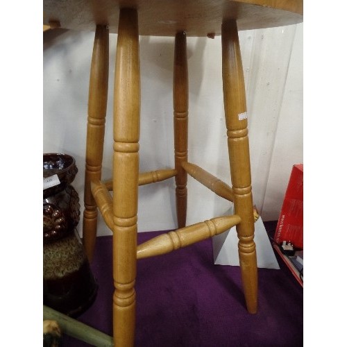 140 - TALL BAR STOOL WITH WIDE SEAT & BACK. TURNED SPINDLES & LEGS.