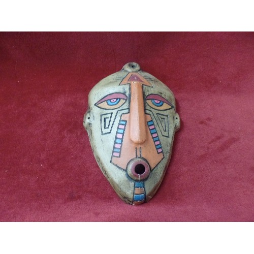 222 - PAINTED CERAMIC MASK. WALL DECORATION.