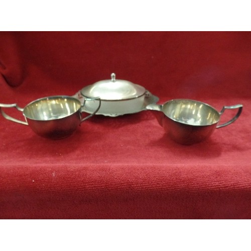 251 - VINTAGE SILVER-PLATED ITEMS. BON-BON DISHES, BLUE & CUT-GLASS DISHES WITH PLATED EDGE AND HANDLES, L... 