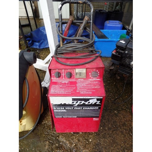 424 - SNAP-ON 6/12/24 FAST CHARGER. MODEL YAH166B-UNK