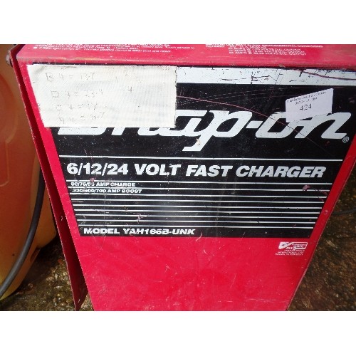 424 - SNAP-ON 6/12/24 FAST CHARGER. MODEL YAH166B-UNK