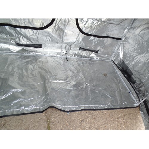 422 - HYDROPONICS GROW TENT. SILVER LINED. BLACK OUTER SHELL. CIRCULAR VENTS. TEAR TO GROUND SHEET. TUBULA... 