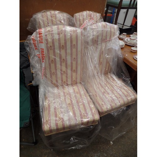 671 - SET OF 4 MAHOGANY FRAMED UPHOLSTERED DINING CHAIRS IN CREAM, PEACH AND PINK REGENCY FABRIC. APPEAR T... 