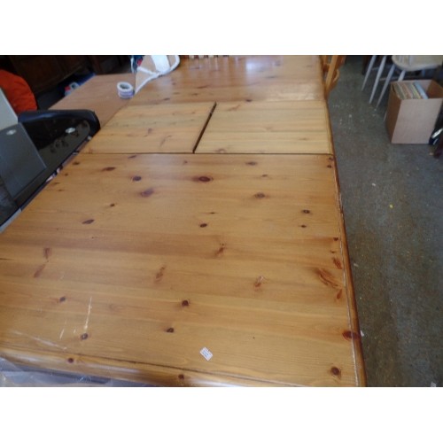 677 - LARGE PINE RECTANGULAR EXTENDING DINING TABLE.