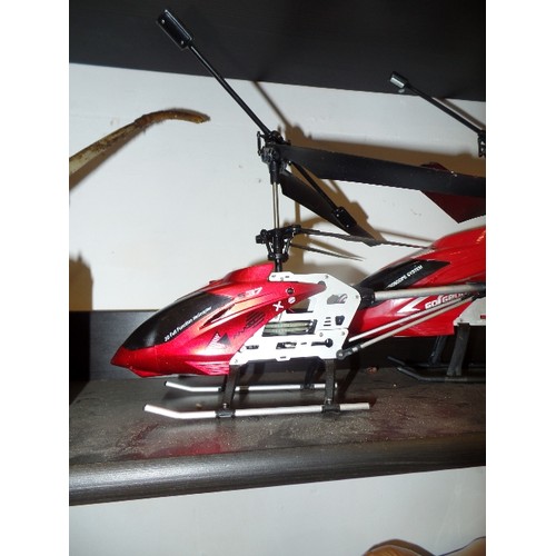 781 - S37 3D FULL FUNCTION HELICOPTER AND GORGEOUS GYROSCOPE SYSTEM REMOTE CONTROL HELICOPTERS (NO REMOTES... 