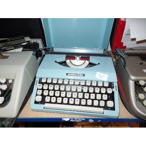 778 - OLIVETTI LETTERA 25, IMPERIAL 200 AND EMPIRE CORONA TYPEWRITERS