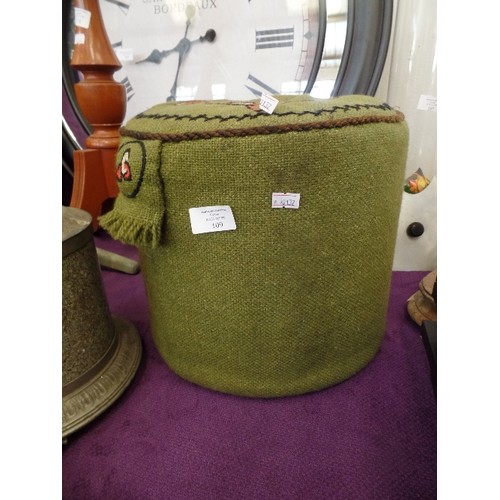 109 - SMALL HANDMADE FOOTSTOOL/POUFFE MADE IN THE REPUBLIC OF IRELAND BY CARRAIG DON. IN OLIVE GREEN WOOL ... 