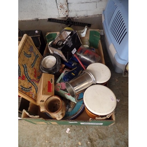 163 - CRATE OF MIXED ITEMS. INC CROCKERY, PYREX JUGS, WOODEN SNAKES AND LADDERS BOARED, PANTER MIGNON GAME... 