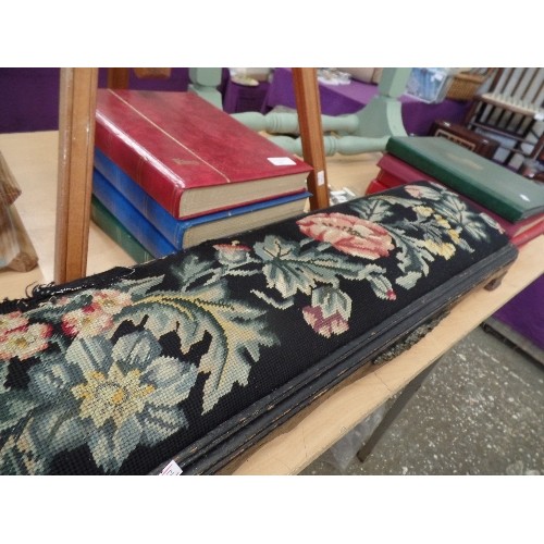 248 - LONG VICTORIAN KNEELING OR FENDER STOOL. BLACK TAPESTRY GROUND WITH FLORAL DESIGN.