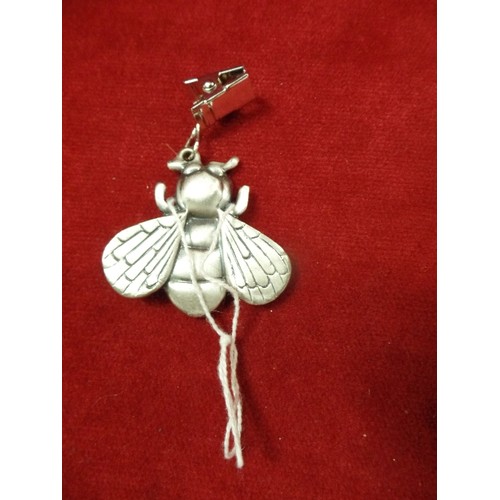 37 - 3 METAL CLIP ON BROOCHES OF DRAGONFLY. LADYBIRD AND BEE