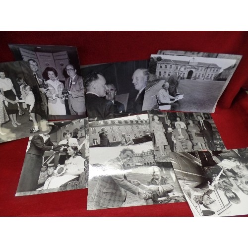 72 - OFFICIAL PRESS PHOTOGRAPHS. 10 X 8'S & SMALLER. TV & FILM. MOSTLY BLACK & WHITE. NAMES & DETAILS ON ... 