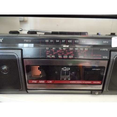 85 - SONY CFS-230L STEREO-CASSETTE RECORDER/3-BAND RADIO.