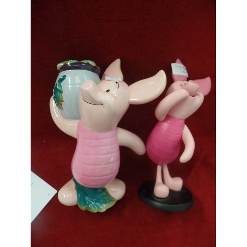 134 - DISNEY THEMED LOT. INC PIGLET MONEY BOX AND FIGURE, ITEMS AND FIGURES FROM ALADDIN, LITTLE MERMAID, ... 