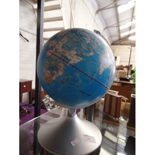 186 - GLOBE ON STAND.