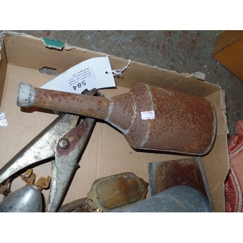 292 - BOX OF MIXED VINTAGE ITEMS, CAR PARTS, BYCYCLE LAMP, WELDERS EARTH CLAMP, FUEL FILTER, PETROL TANK E... 