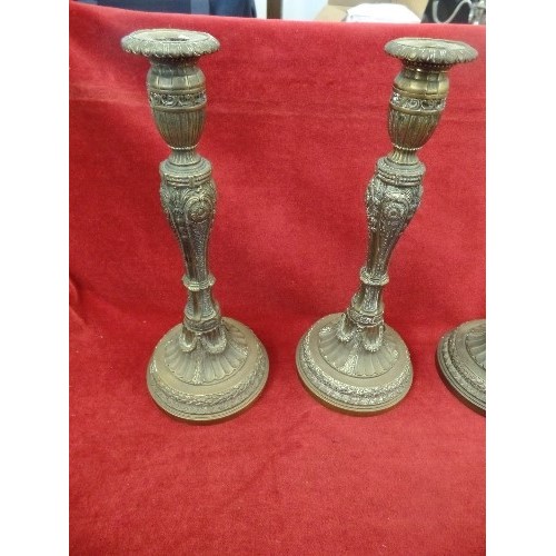 264 - 3 X HEAVY BRASS ORNATE CANDLESTICKS.