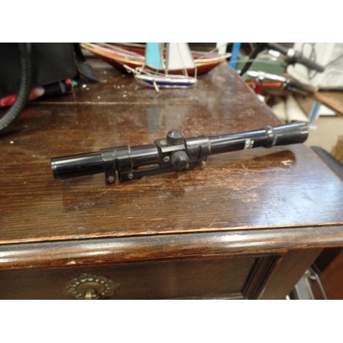 384 - GUN SCOPE. BSA 4 X 15.