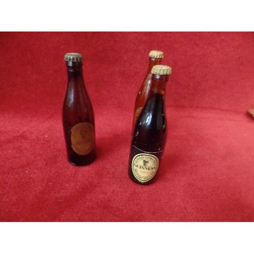 9 - A BREWERIANA LOT INCLUDING 3 MINIATURE GUINNESS BOTTLES (1 WITH CONTENTS), A TURNED WOOD BOTTLE SHAP... 