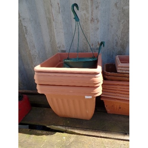 413 - PLASTIC 'TERRACOTTA' PLANTERS/TRAYS. INCLUDES 6 X LARGE DEEP SQUARE, 7 X LONG TRAYS, 5 SHORTER. ALSO... 