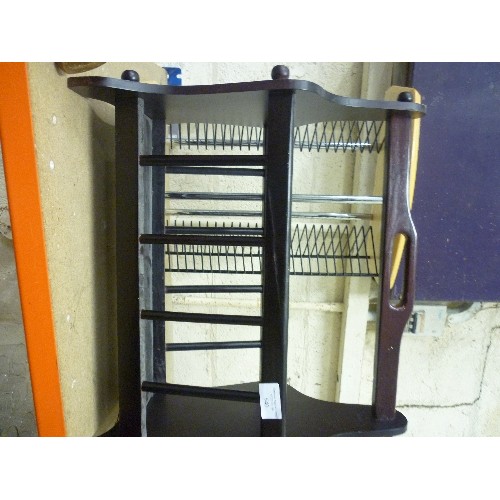 633 - MAGAZINE RACK AND CD RACK.