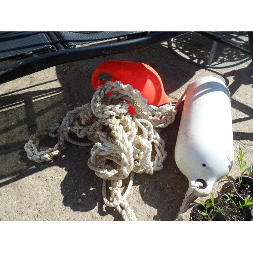 522 - A BOUY WITH ROPES. & A BUMPER FROM SIDE OF BOAT.